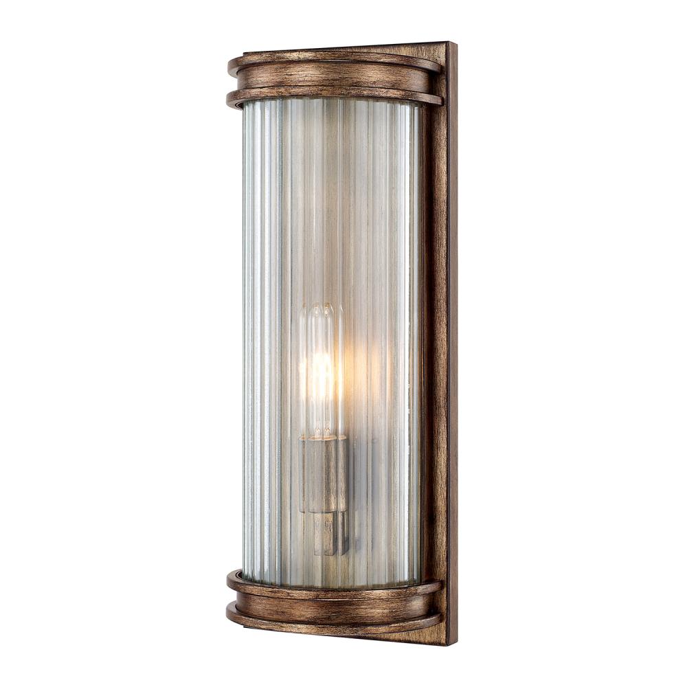 1 Light Sconce